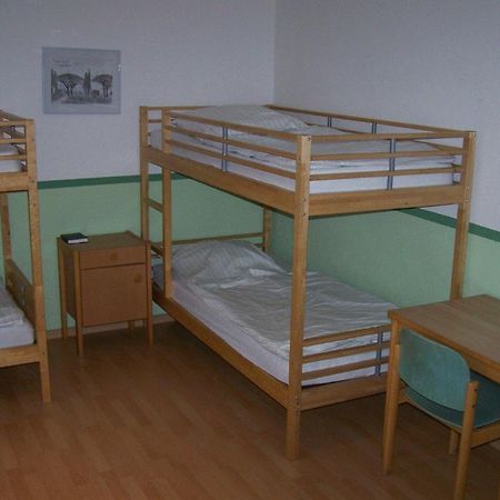 Хостел Internationales Jugendgastehaus Cvjm Вильгельмсхафен Экстерьер фото